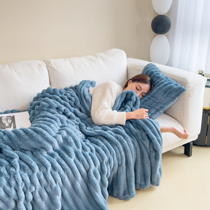 Soft Wind Bubble Velvet Throw Blanket